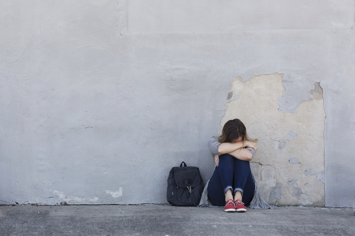 How to Help Your Daughter Deal with Anxiety
