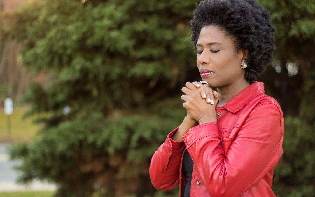 8 Things to Pray When the World is in a Health Crisis