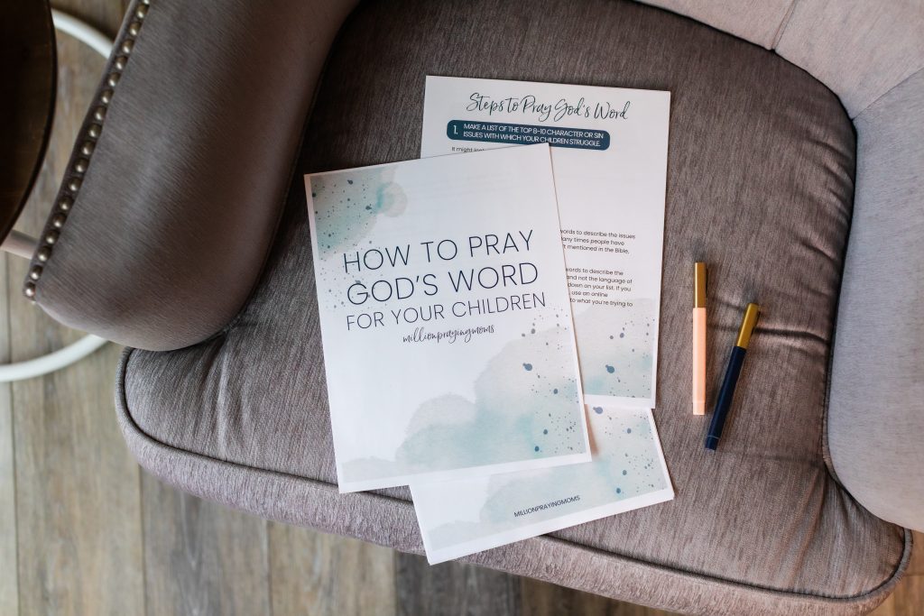 A Prayer for When You Feel Alone - Million Praying Moms